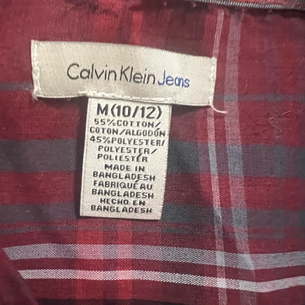 Calvin Klein - Picture 2 of 2